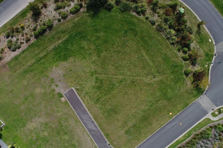 Photo of property in 20 Kurapoto Lane, Rainbow Point, Taupo, 3330