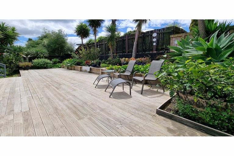 Photo of property in 2/39 Killarney Avenue, Torbay, Auckland, 0630