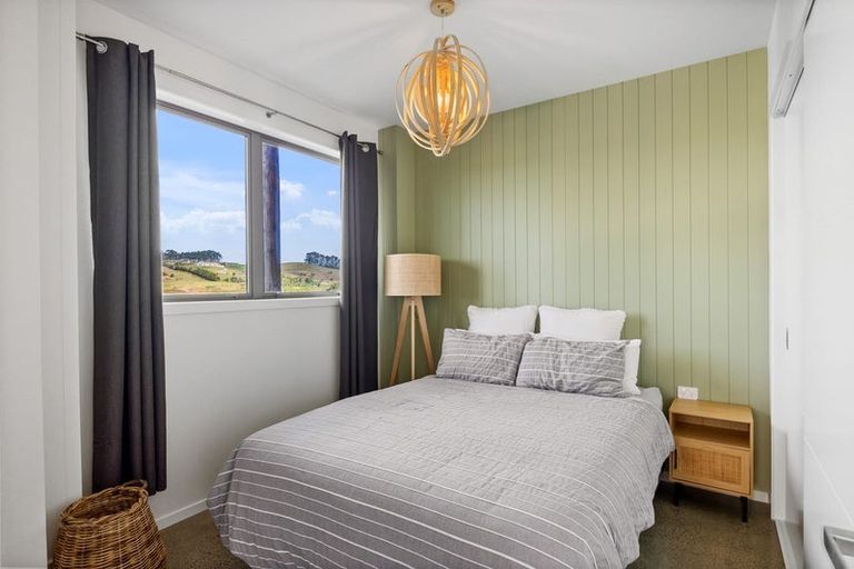 Photo of property in 26 Cable Bay Block Road, Cable Bay, 0420