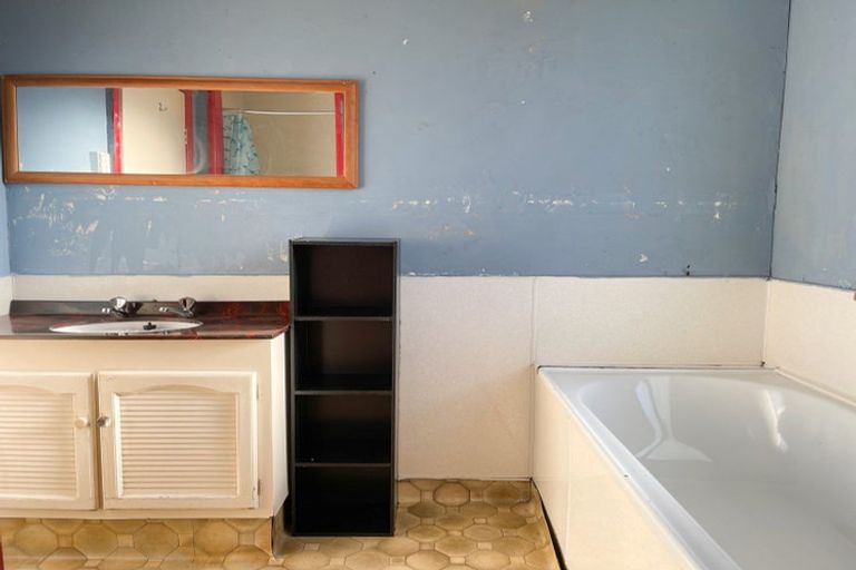 Photo of property in 1-3 Main Street, Reefton, 7830