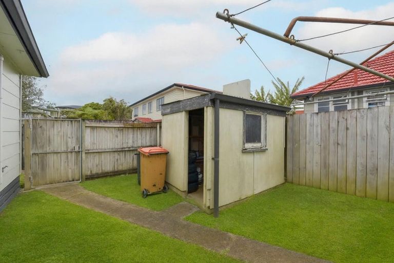 Photo of property in 72b Swaffield Road, Papatoetoe, Auckland, 2025