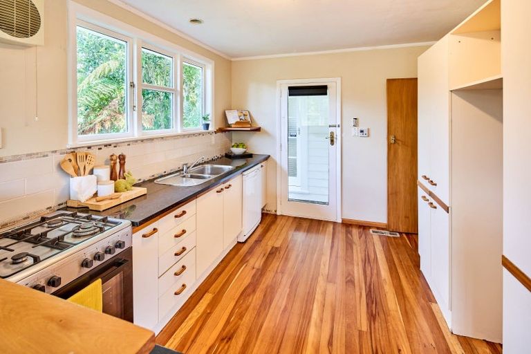 Photo of property in 15a Dunns Street, Silverstream, Upper Hutt, 5019