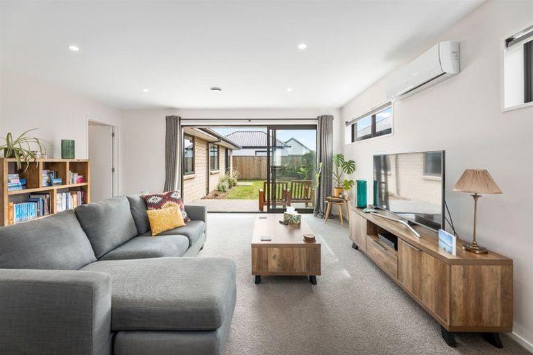 Photo of property in 13 Allied Road, Halswell, Christchurch, 8025