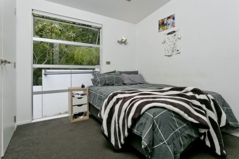 Photo of property in 16c Charmaine Road, Torbay, Auckland, 0630