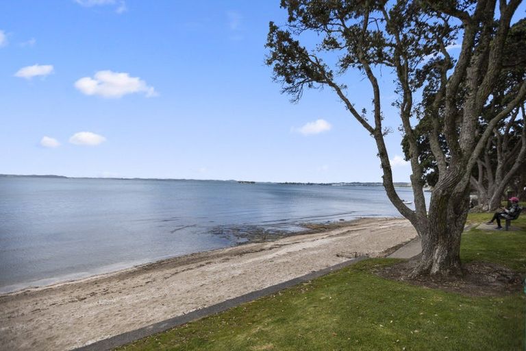 Photo of property in 7 Star Place, Cockle Bay, Auckland, 2014