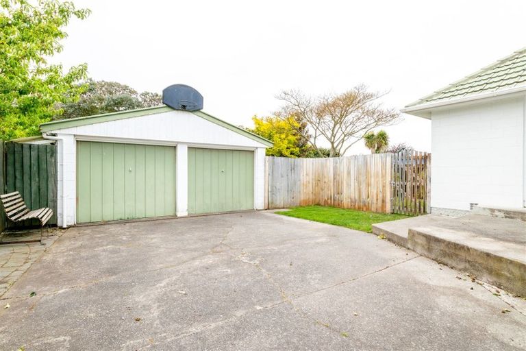Photo of property in 28 Longmuir Street, Ilam, Christchurch, 8041