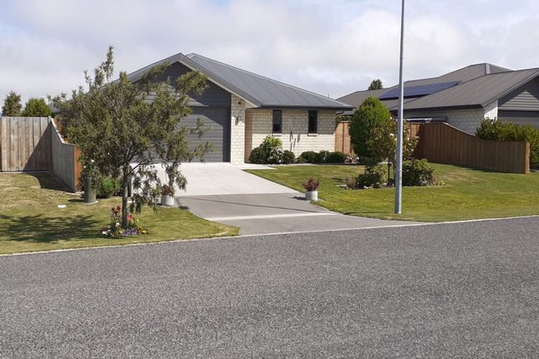 Photo of property in 6 Denton Street, Amberley, 7410