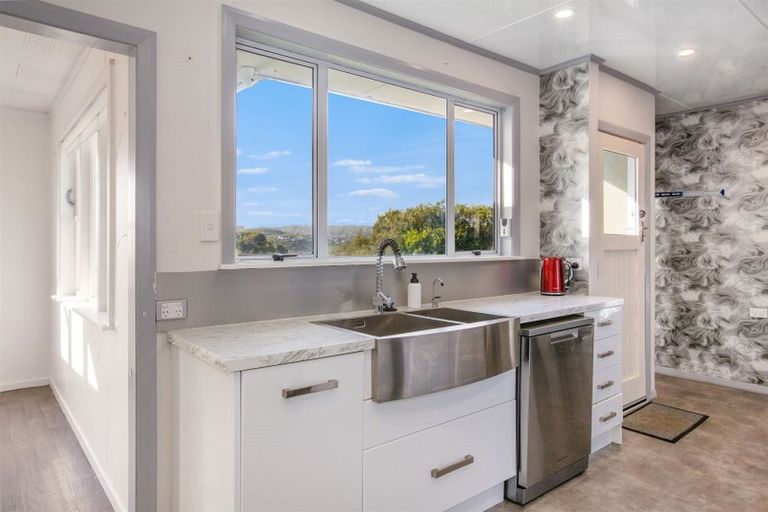 Photo of property in 21 Waiho Terrace, Elsdon, Porirua, 5022