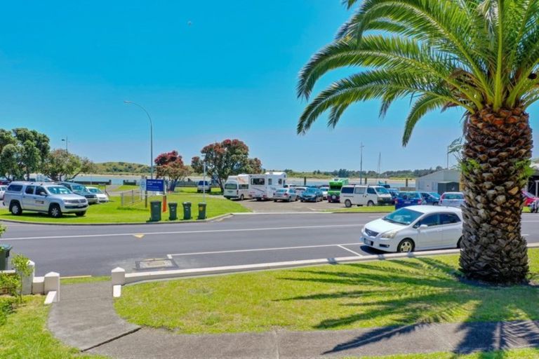 Photo of property in 23 The Strand, Whakatane, 3120