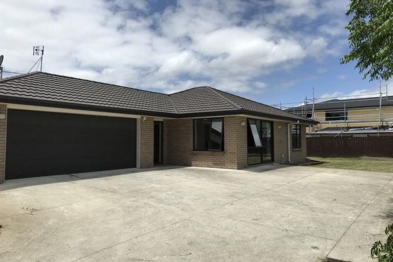 Photo of property in 52a Halsey Road, Manurewa, Auckland, 2102
