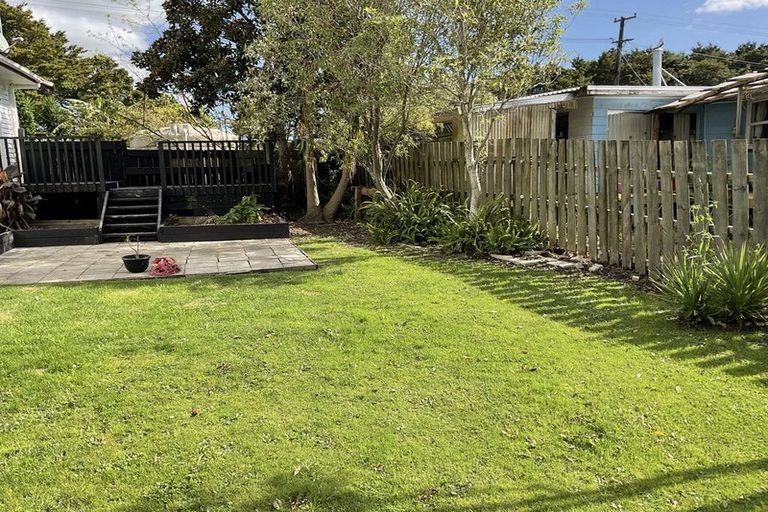 Photo of property in 1892 State Highway 1, Kaiwaka, 0573