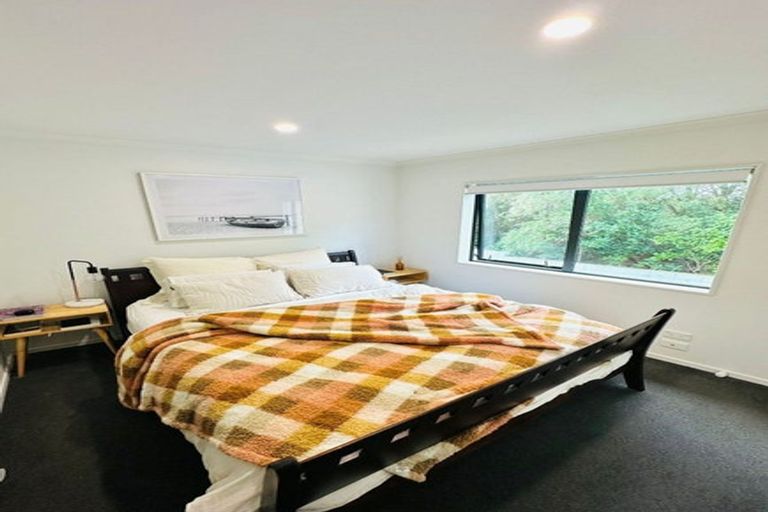 Photo of property in 8 Pangu Way, Mangere, Auckland, 2022