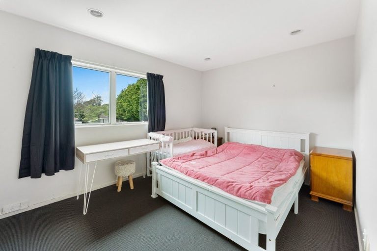 Photo of property in 2/8 Waldie Grove, Avalon, Lower Hutt, 5011
