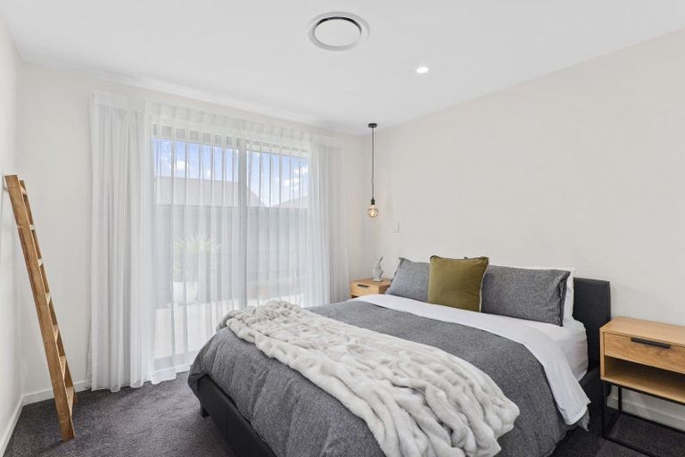 Photo of property in 13 Dollar Place, Prebbleton, 7604