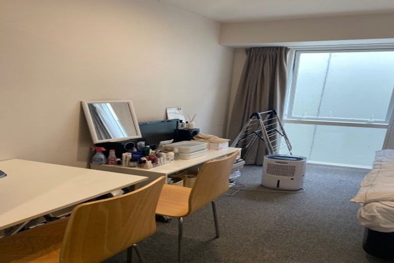 Photo of property in The Peak Apartments, 1001/170 Taranaki Street, Te Aro, Wellington, 6011