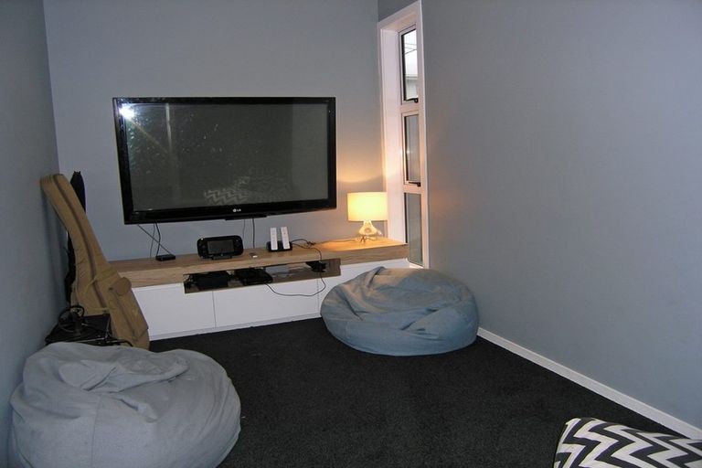 Photo of property in 21 Tasman Close, Aotea, Porirua, 5024