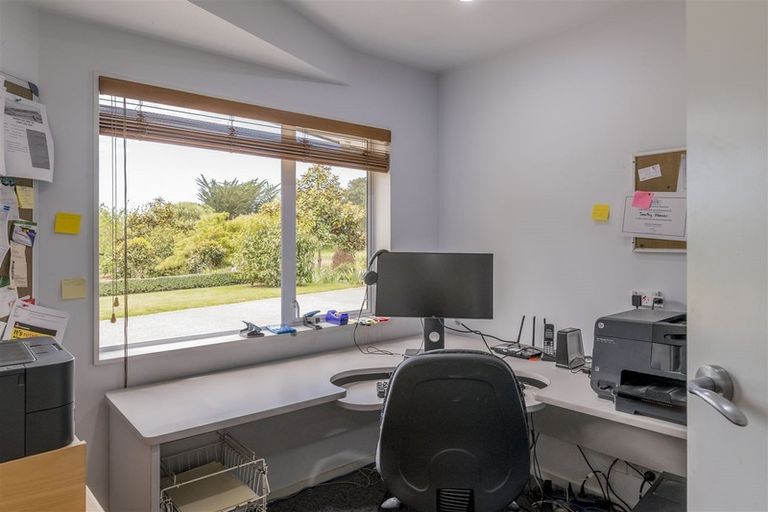 Photo of property in 485 Waitarere Beach Road, Waitarere, Levin, 5574