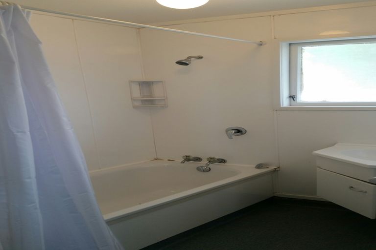 Photo of property in 31 Takanini Road, Takanini, 2112