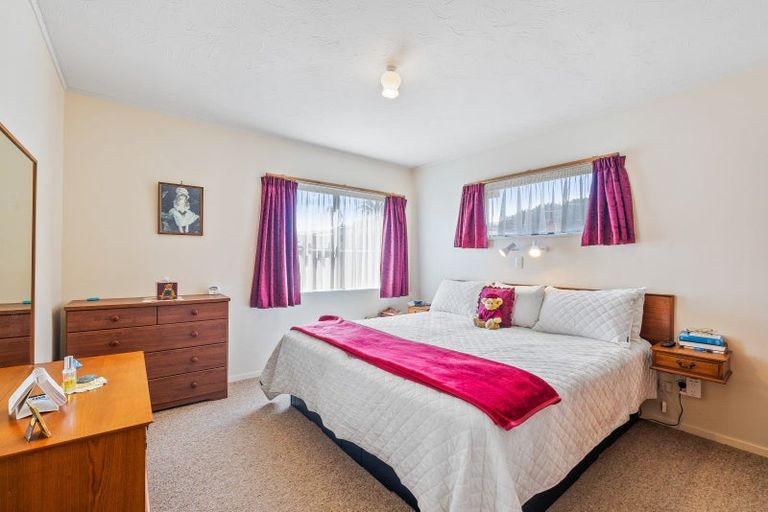 Photo of property in 20a Wilford Street, Wallaceville, Upper Hutt, 5018