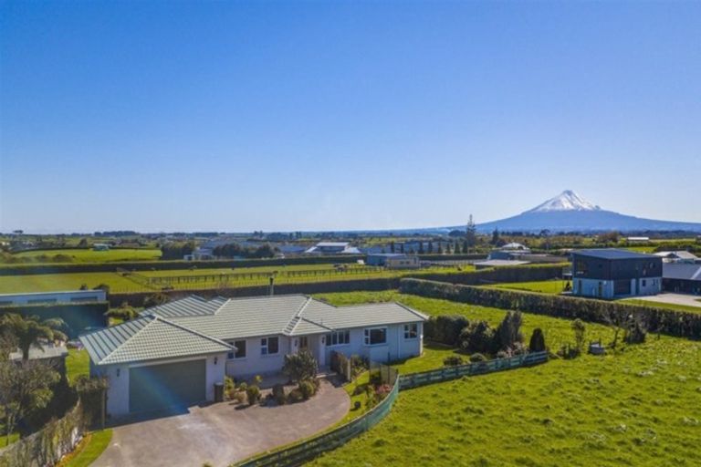 Photo of property in 281 Waihi Road, Hawera, 4673