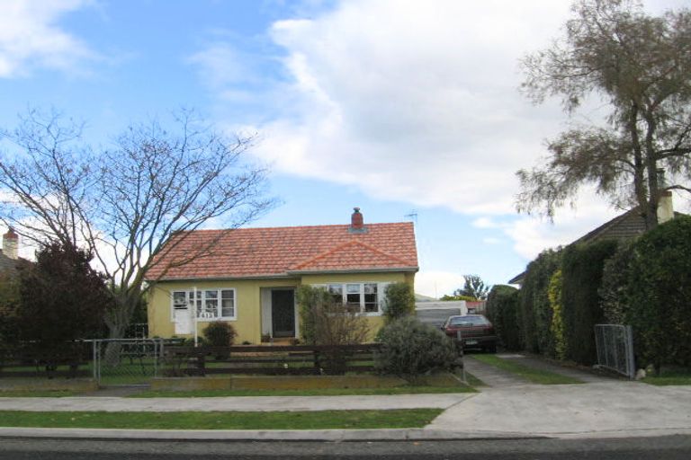 Photo of property in 415 Akina Street, Akina, Hastings, 4122