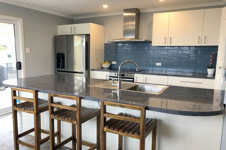 Photo of property in 18 Woburn Street, Waipukurau, 4200