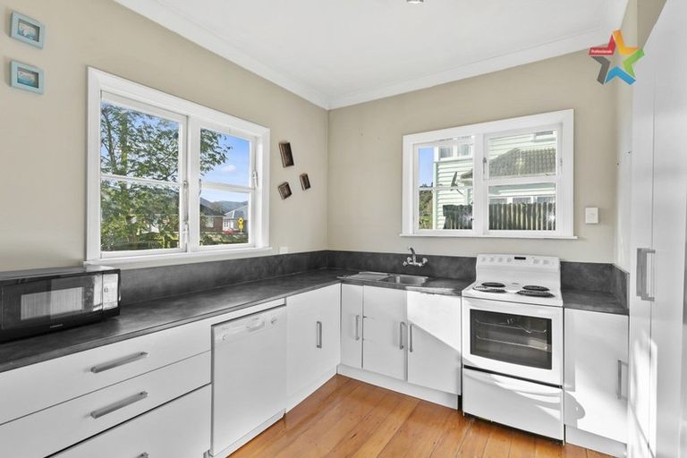 Photo of property in 60 Petherick Street, Taita, Lower Hutt, 5011