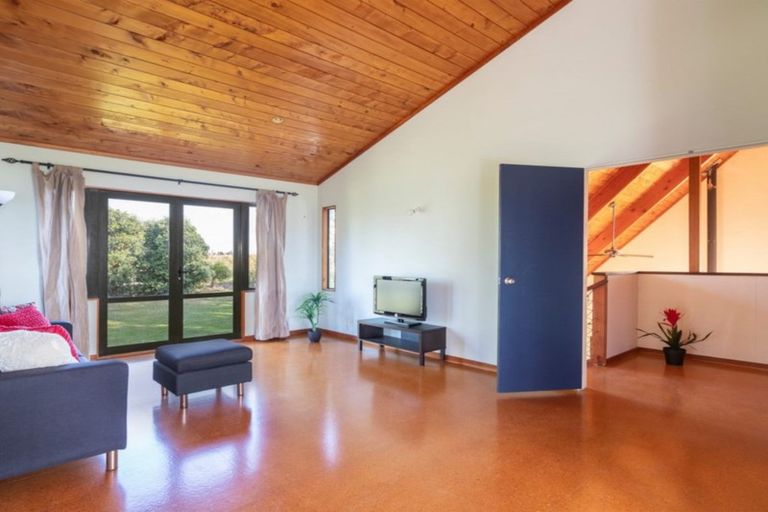 Photo of property in 1044 Burma Road, Tapora, Wellsford, 0977