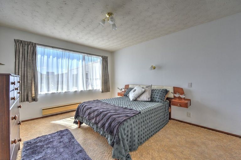 Photo of property in 14c Eccles Street, Gore, 9710