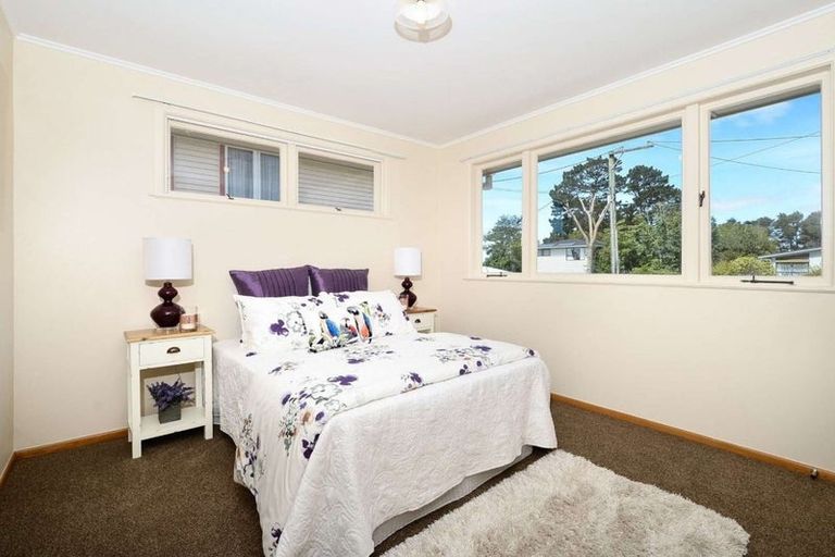 Photo of property in 24 Helena Street, Massey, Auckland, 0614