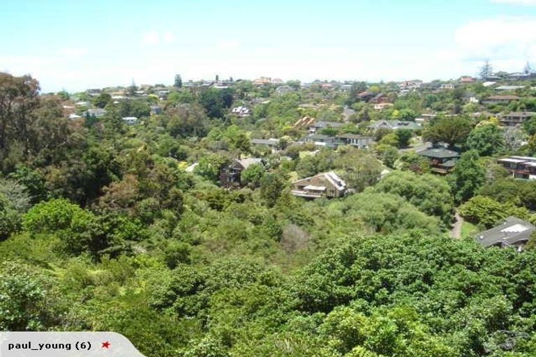 Photo of property in 31 Haseler Crescent, Howick, Auckland, 2014