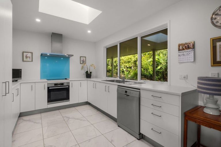 Photo of property in 14 Mandeno Drive, Kerikeri, 0230