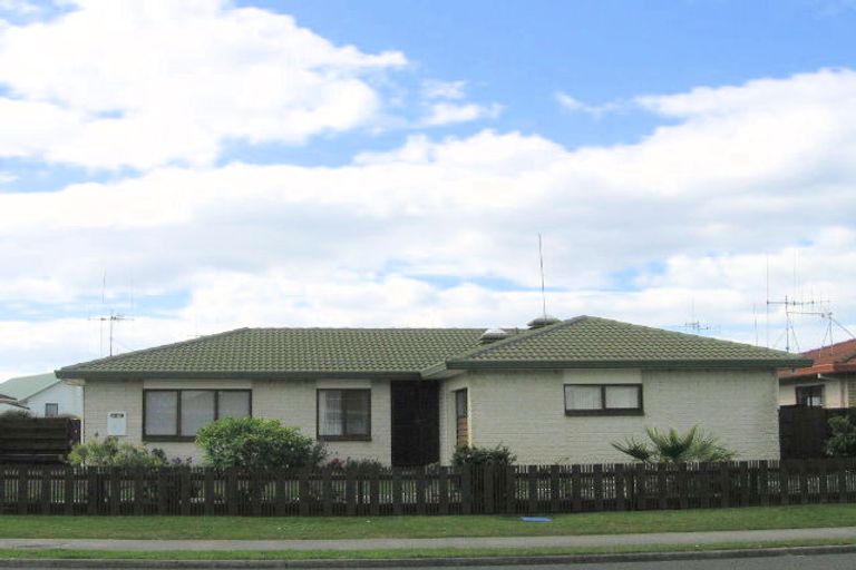 Photo of property in 67a Gloucester Road, Mount Maunganui, 3116