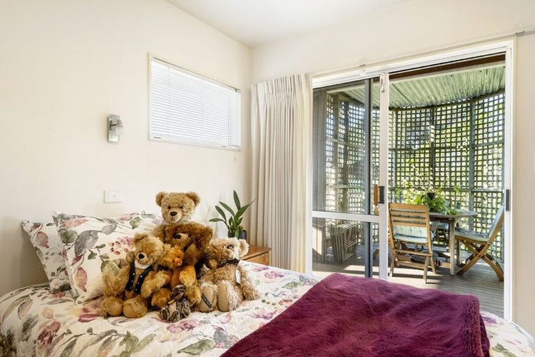 Photo of property in 2/1 Argyle Road, Browns Bay, Auckland, 0630