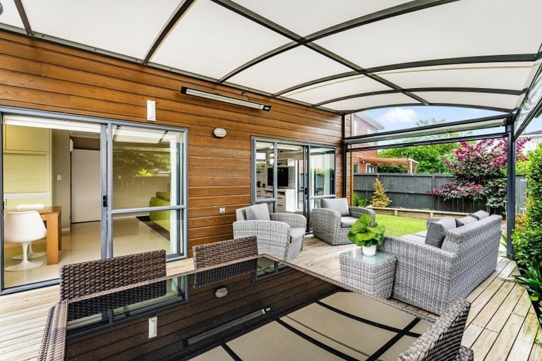 Photo of property in 17a Moana Avenue, Onehunga, Auckland, 1061