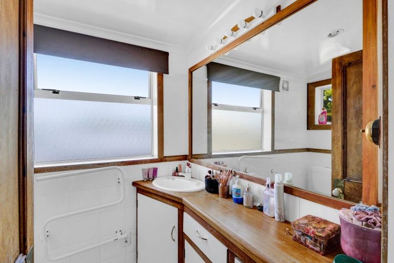 Photo of property in 22 Brown Street, Inglewood, 4330