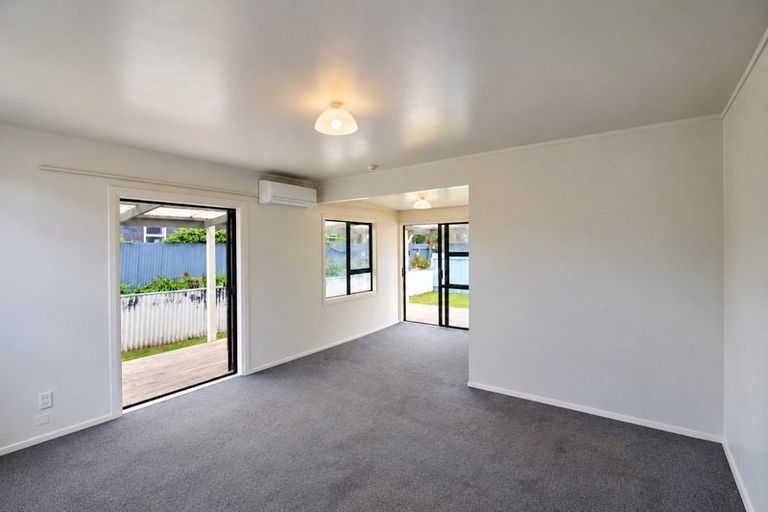 Photo of property in 24b Koromiko Street, Otaki Beach, Otaki, 5512