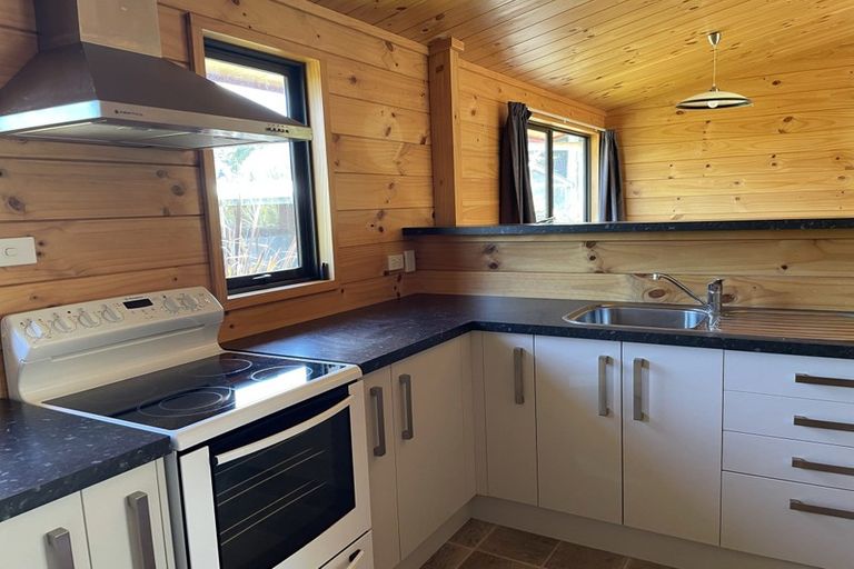 Photo of property in 71 Delhi Avenue, Aramoho, Whanganui, 4500