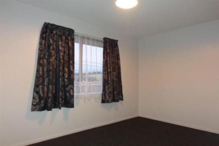 Photo of property in 27 Reserve Close, Woolston, Christchurch, 8062