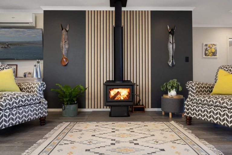 Photo of property in 124 Puhirake Crescent, Pyes Pa, Tauranga, 3112