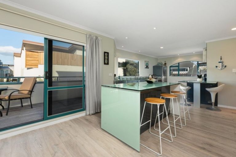Photo of property in 26a Sunbrae Grove, Mount Maunganui, 3116