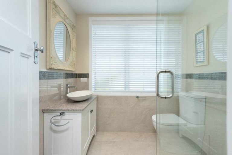 Photo of property in 141 Ngatai Road, Otumoetai, Tauranga, 3110