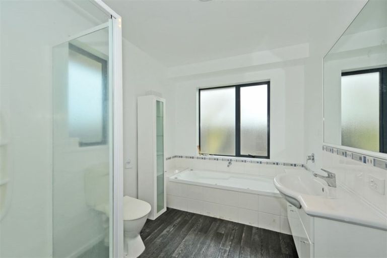 Photo of property in 47 Shearwater Drive, Woolston, Christchurch, 8023