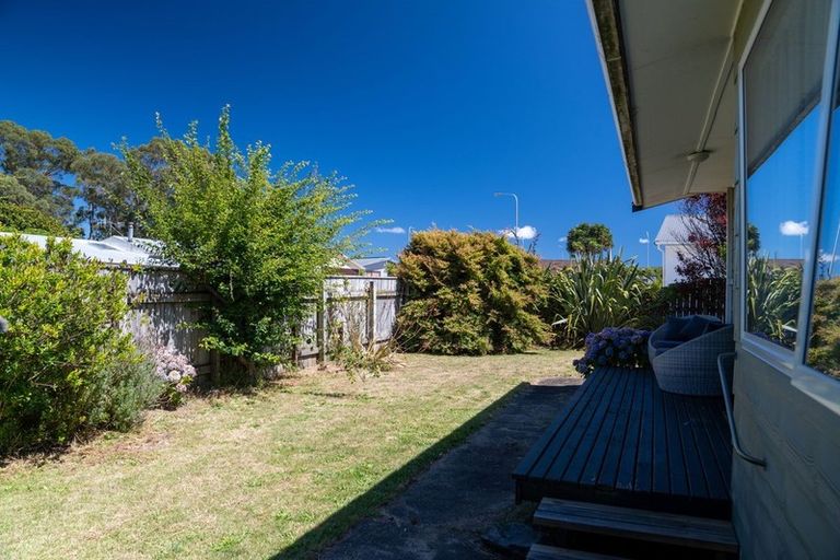 Photo of property in 2a Elder Grove, Paraparaumu, 5032