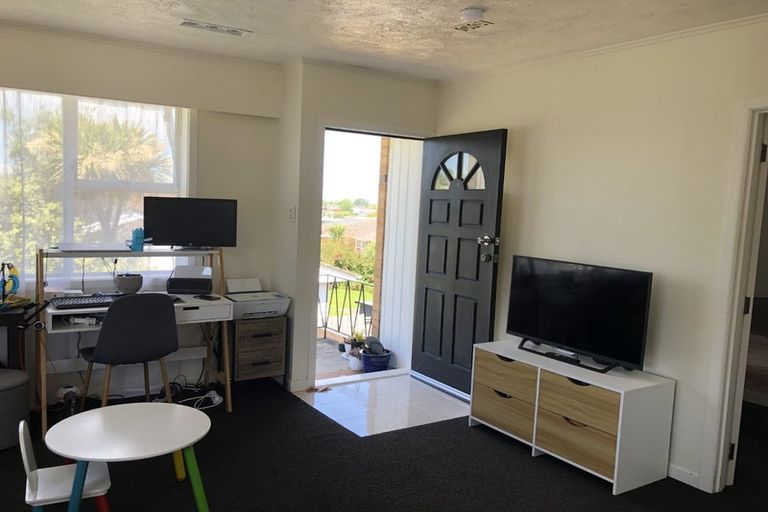 Photo of property in 1/54 Richards Avenue, Forrest Hill, Auckland, 0620