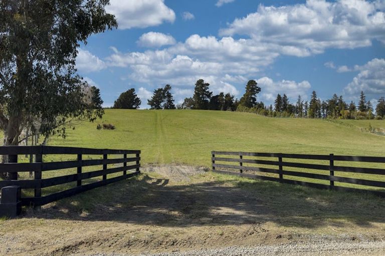 Photo of property in 32 Makerikeri Road, Loburn, Rangiora, 7472