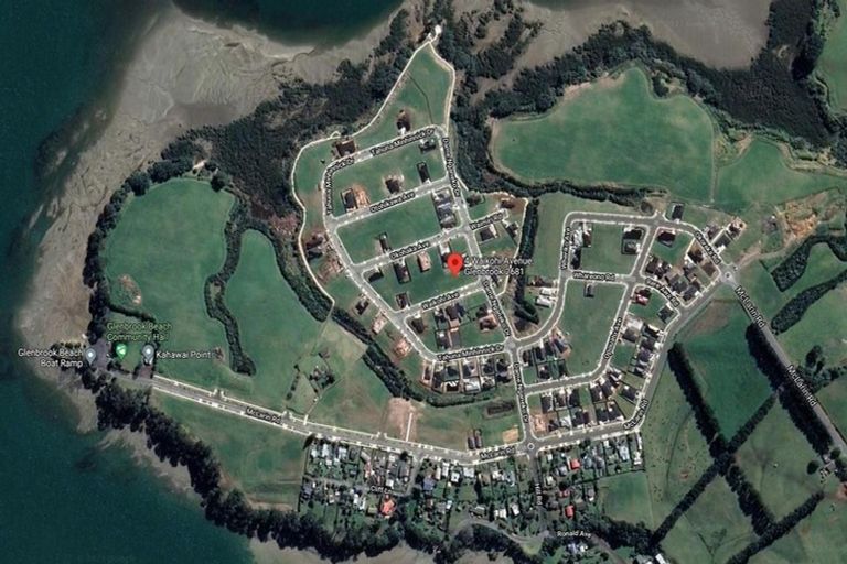 Photo of property in 4 Waikohi Avenue, Glenbrook, 2681