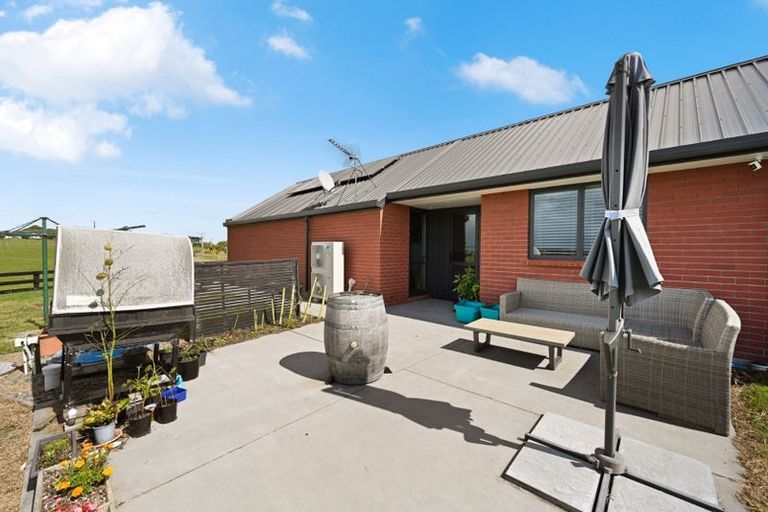 Photo of property in 402 Lake Road, Horsham Downs, 3791