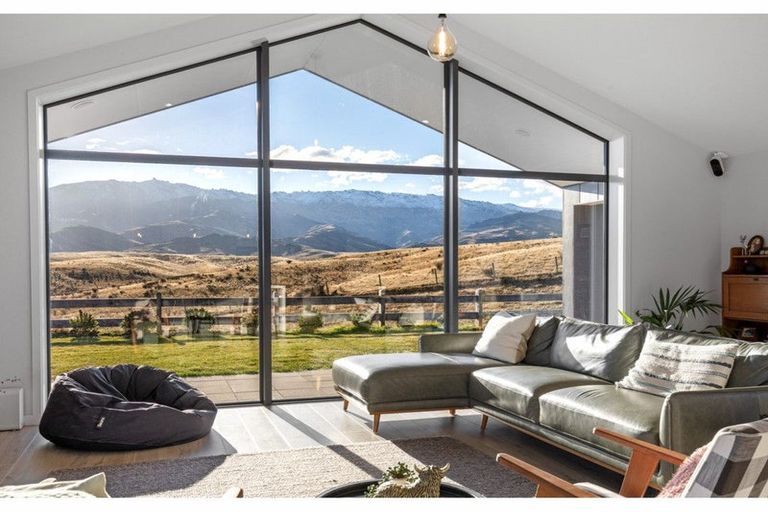 Photo of property in 461 Nelsen Ridge Road, Waikerikeri, Alexandra, 9393