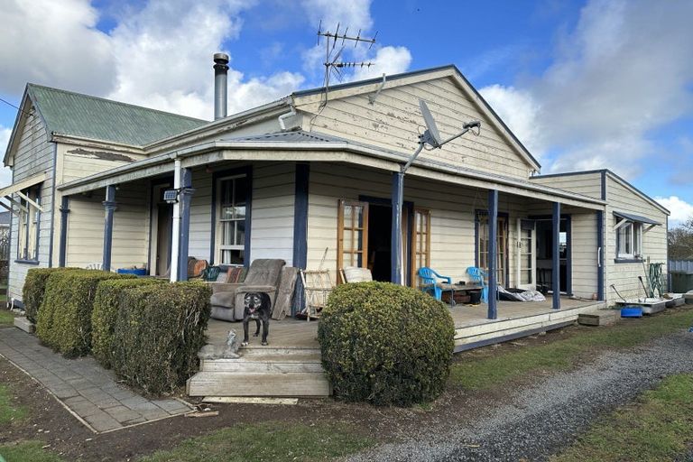 Photo of property in 3 Julian Street, Eltham, 4322